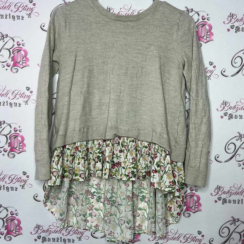 Club Monaco blouse sweater floral high low pleated detail flowers flowy warm